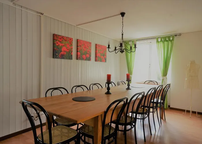 Town House Sleeps 12 Guests Appartamento Interlaken