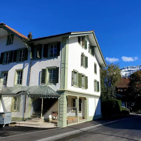 아파트 Town House Sleeps 12 Guests 인터라켄